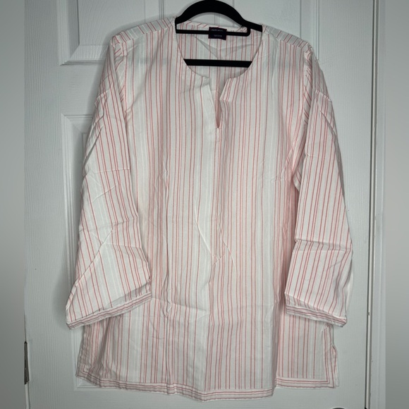 UNTUCKIT NWT Woman’s Durfort White With Pink Stiched Stripes Tunic Top Cotton - Picture 1 of 9